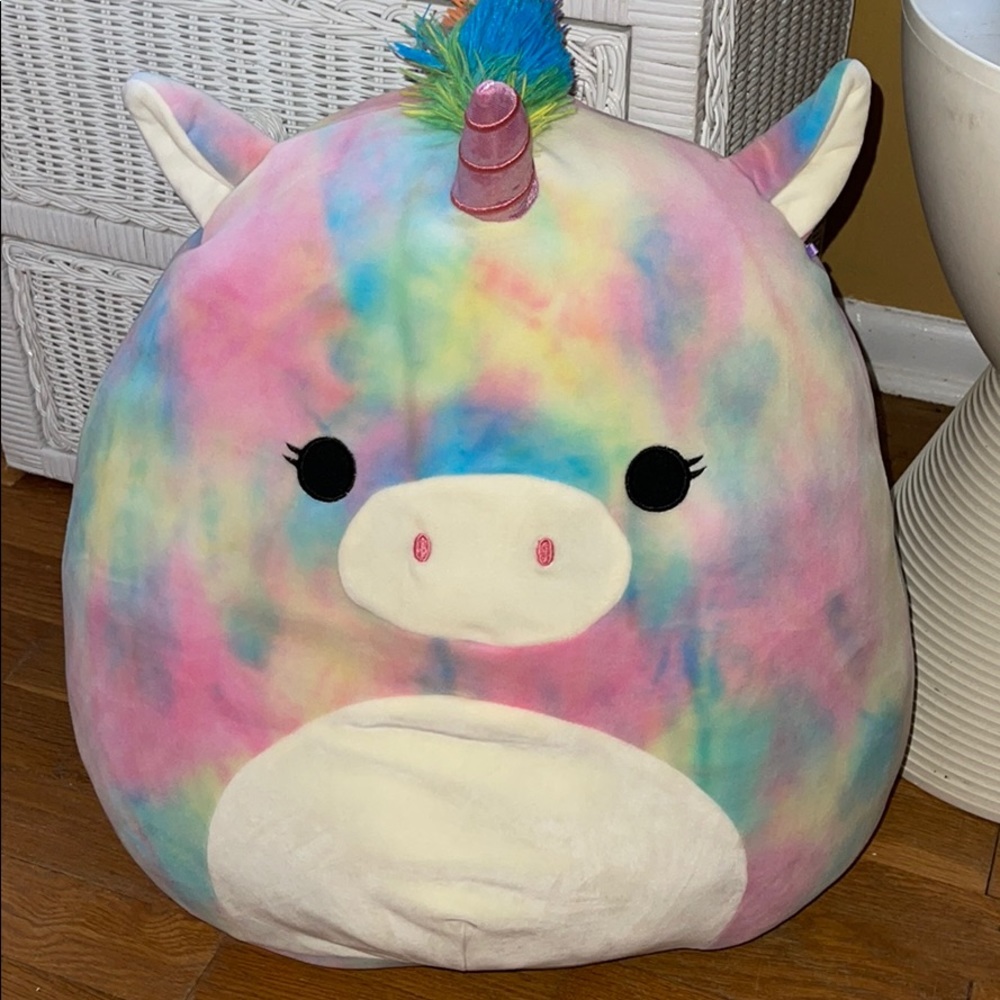 Unicorn Squishmallow